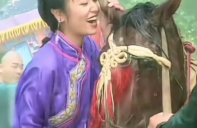 深闺弱质遭魔困，仗义豪杰破妖氛